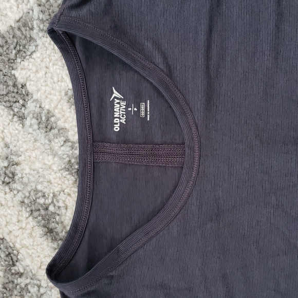 Dry fit Maturnity Performance Tshirt - Picture 2 of 3